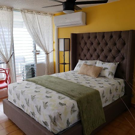 Gorgeous Beach Front Studio With Electricity Water Ac Luquillo Exteriér fotografie