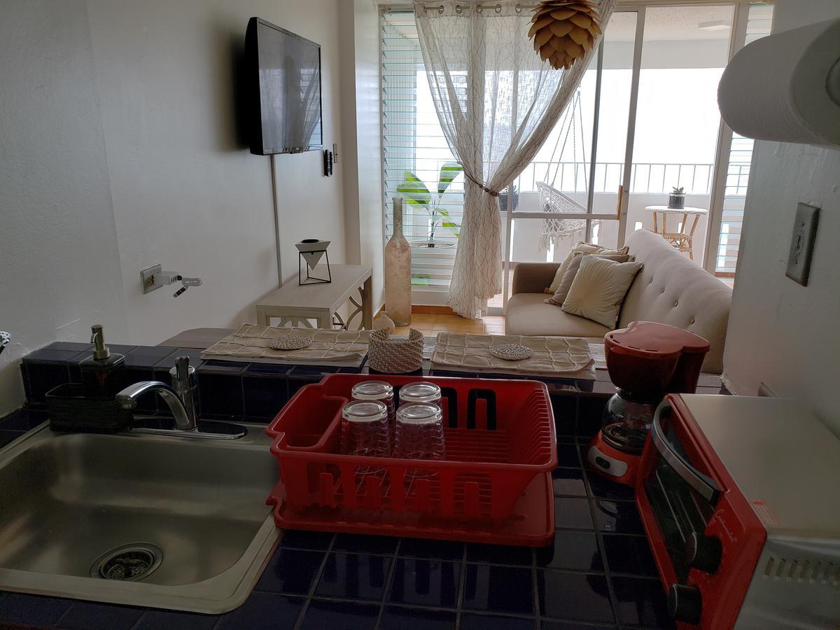 Gorgeous Beach Front Studio With Electricity Water Ac Luquillo Exteriér fotografie